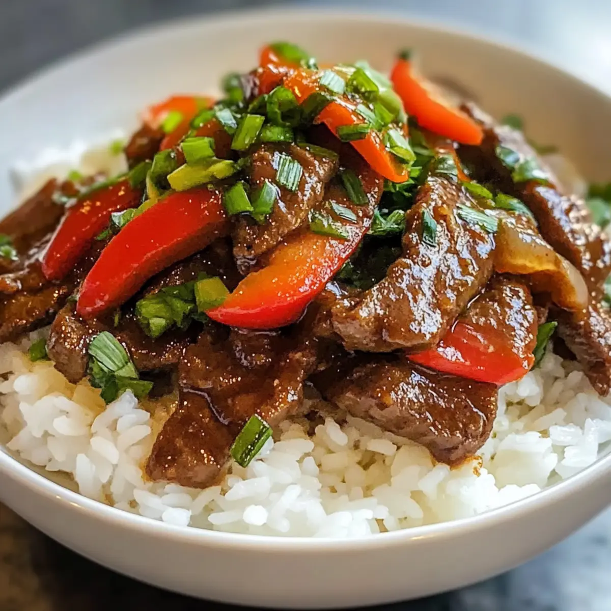 Proteinreiche Peking-Rindfleisch-Reis-Bowls für jeden Tag 5 Proteinreiche Peking-Rindfleisch-Reis-Bowls